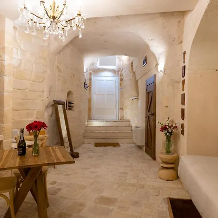 泰姆斯内萨斯旅馆 马泰拉