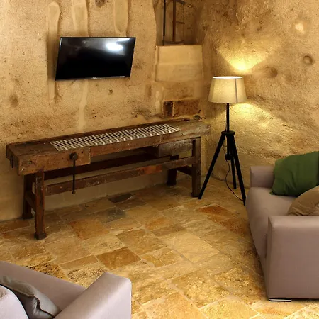 泰姆斯内萨斯旅馆 马泰拉