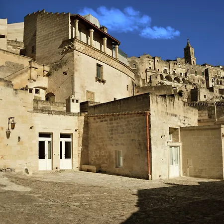 泰姆斯内萨斯旅馆 招待所 马泰拉