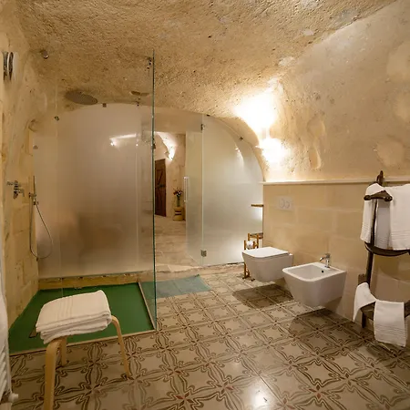 泰姆斯内萨斯旅馆