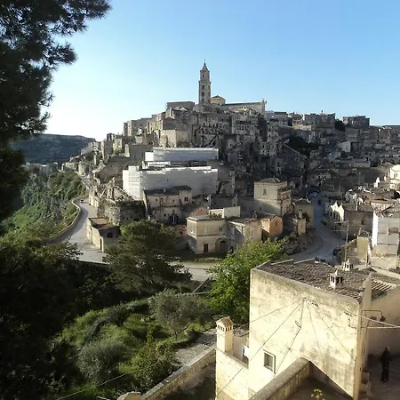 泰姆斯内萨斯旅馆